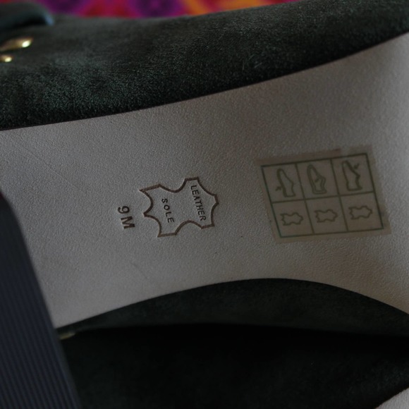 Tory Burch Kira Olive Green Suede Gold Stud Logo Ankle Bootie - Picture 10 of 17